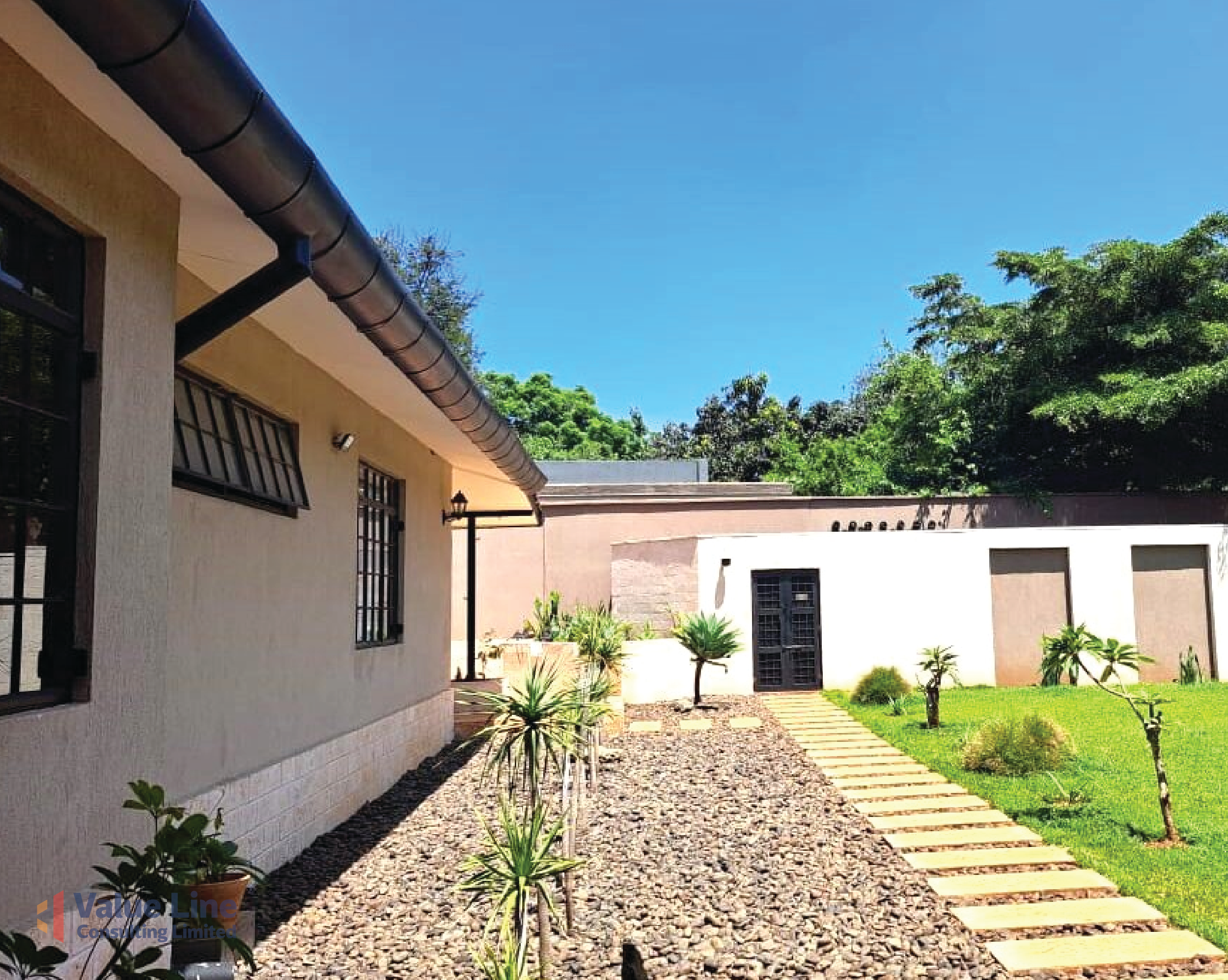 5 Bedroom Stand Alone Along   Denis Pritt To Let