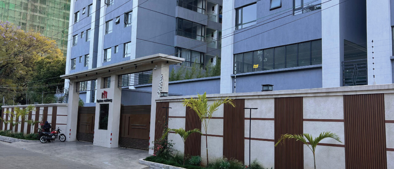 1 & 2 BEDROOM APARTMENTS FOR RENT –  LAVINGTON, MARARO AVENUE